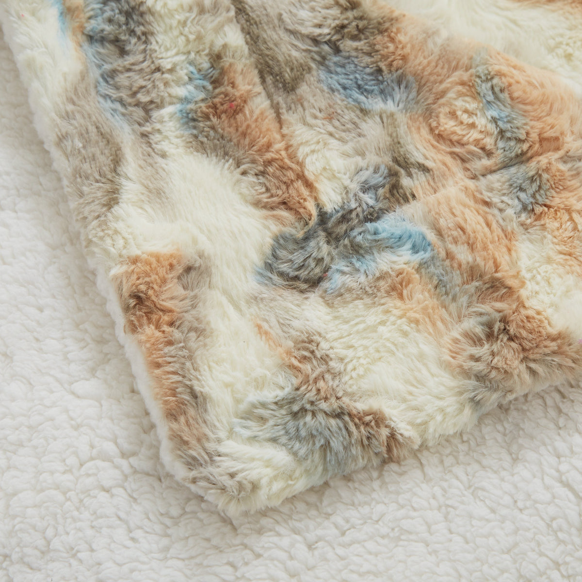Tache Luxurious Russian Lynx Faux Fur Throw Blanket, photo 7 of 10