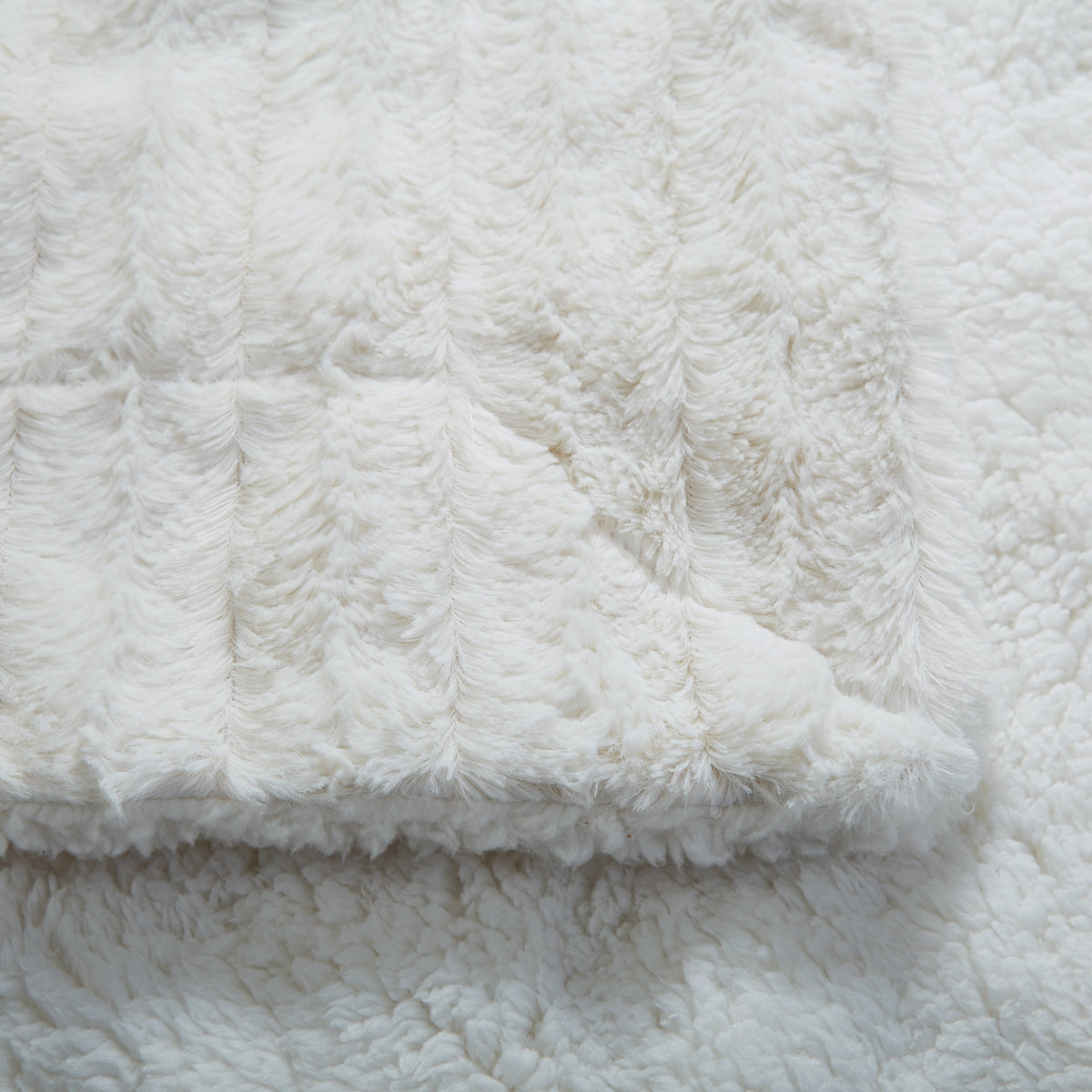 Tache white ivory polar faux fur sherpa throw blanket, photo 2 of 10
