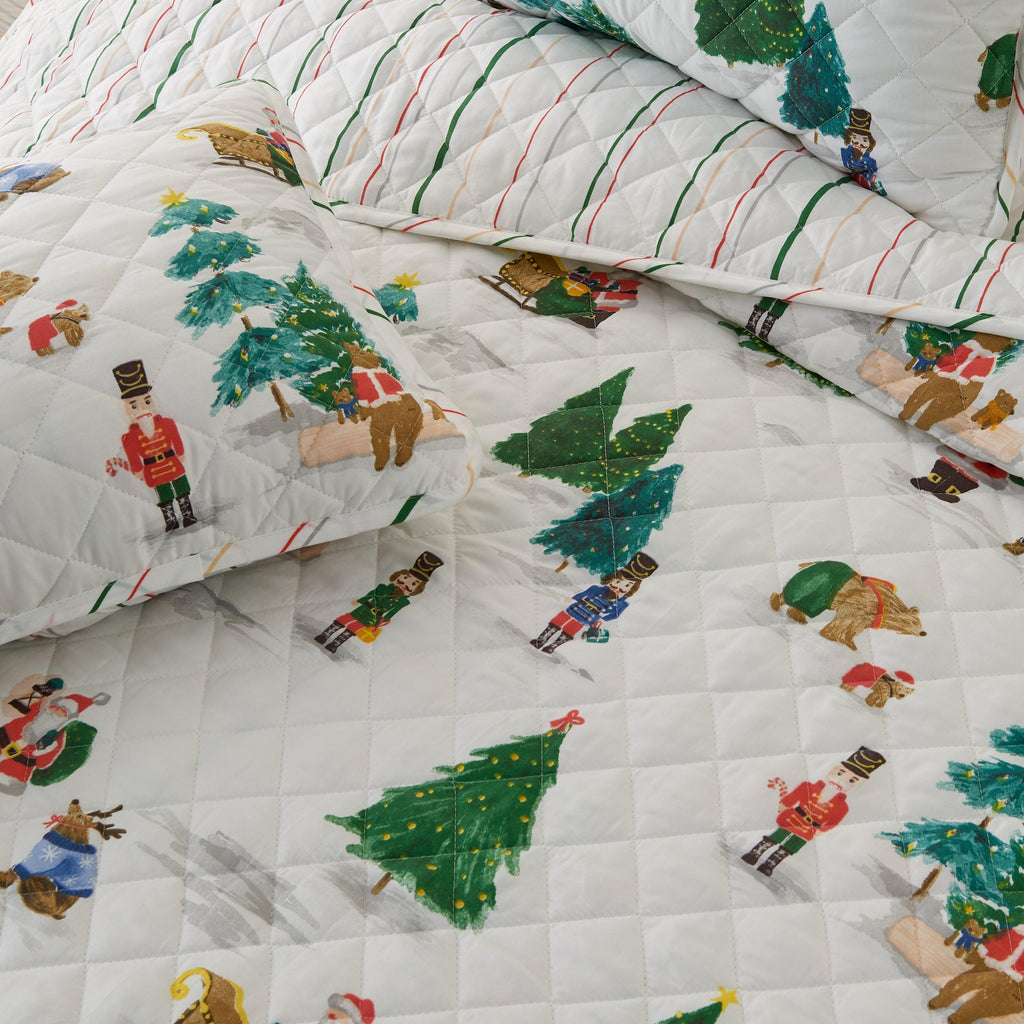 Christmas Quilt - Mittens Collection, photo 4 of 5