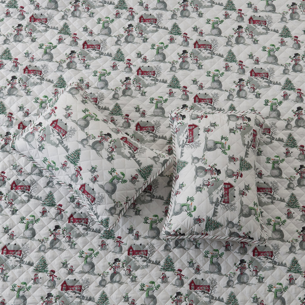 Holiday Printed Quilt - Alfie Collection, photo 4 of 4