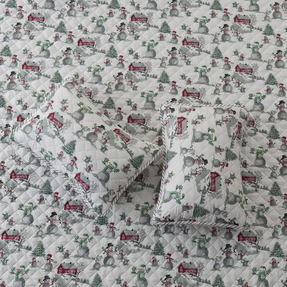 Holiday Printed Quilt - Alfie Collection, photo 4 of 4