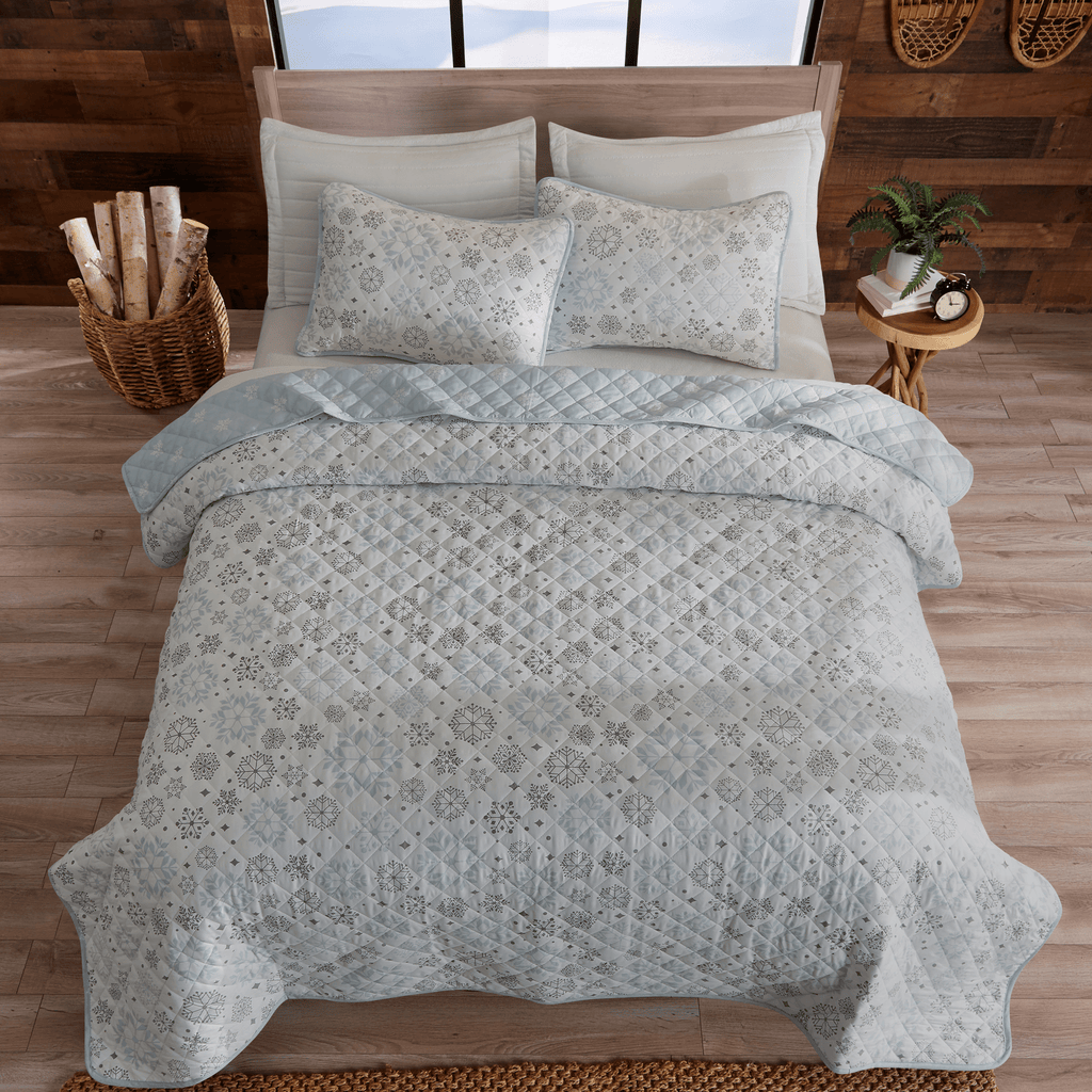 Snowflake Quilt - Nova Collection, photo 2 of 4