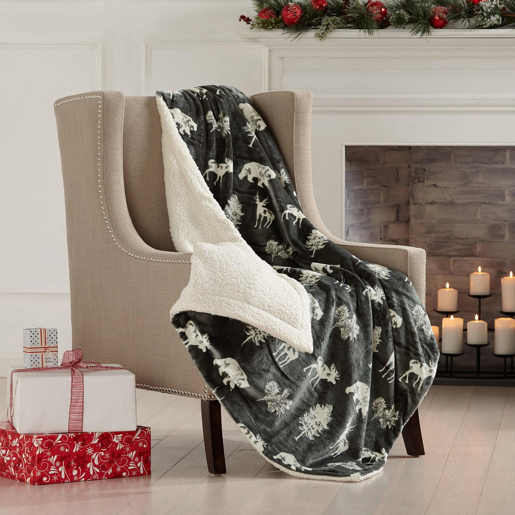 Sherpa throw blanket, Hudson Collection, photo 4 of 10