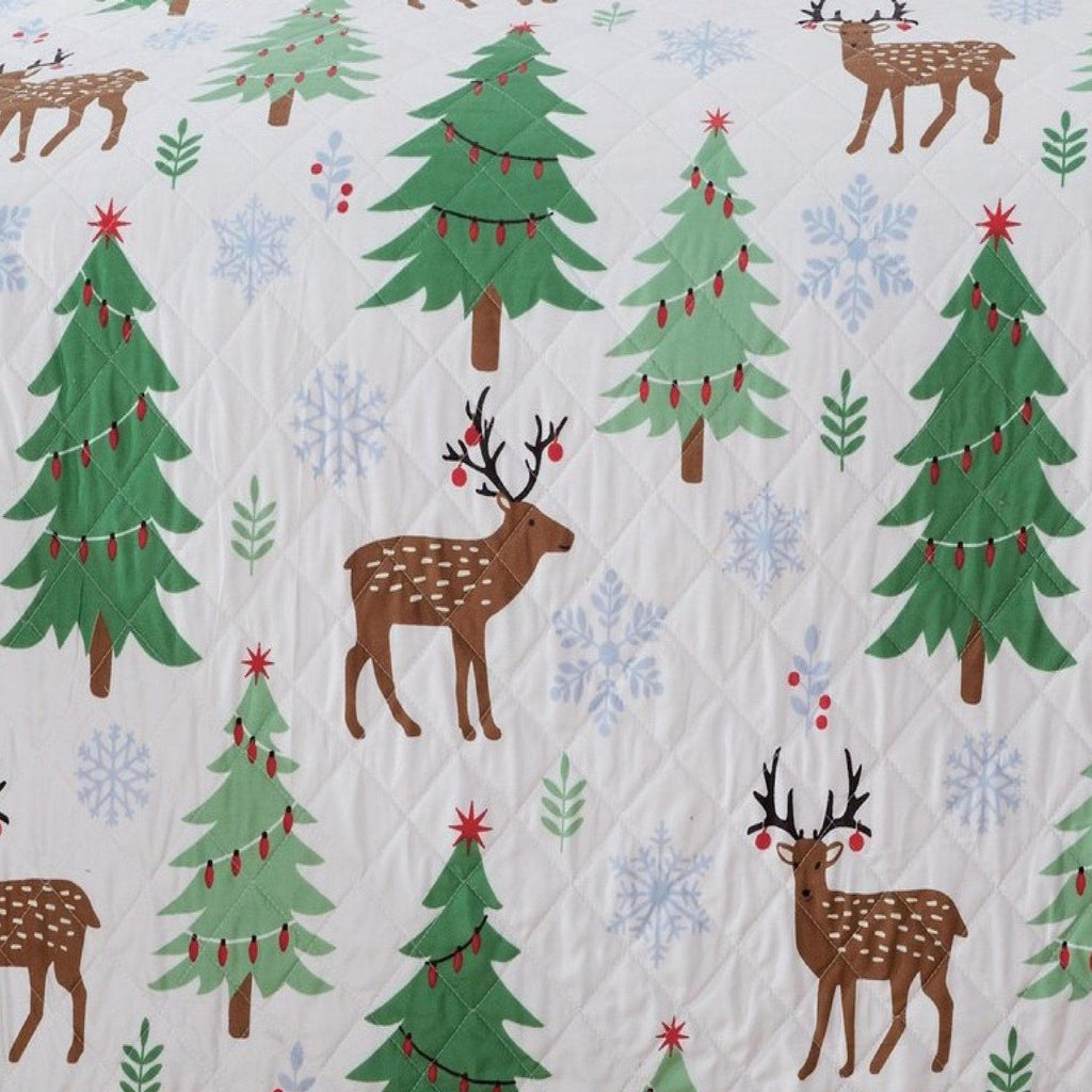 Holiday Quilt - Holly Collection, photo 8 of 12