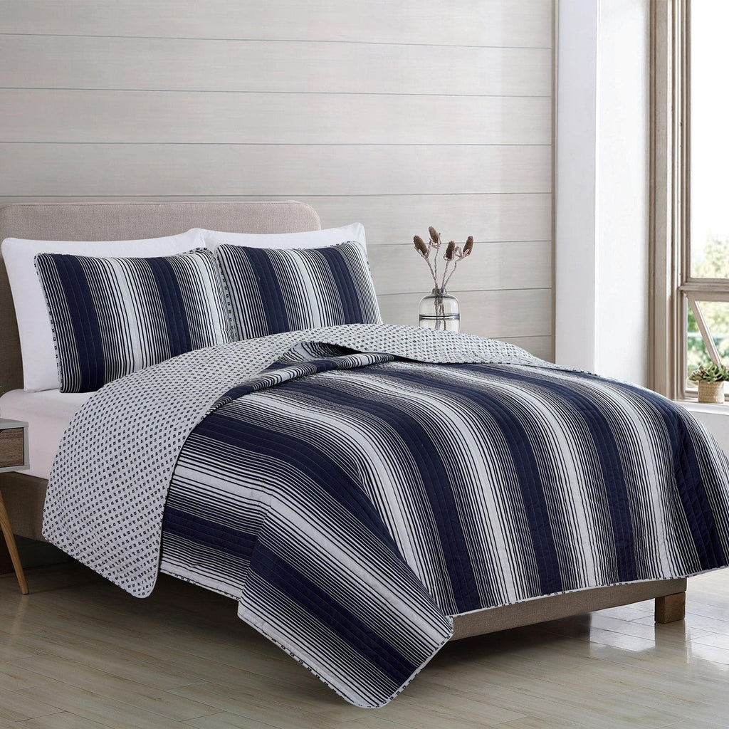 Everette Collection Ombre Striped Quilt Set, photo 2 of 16
