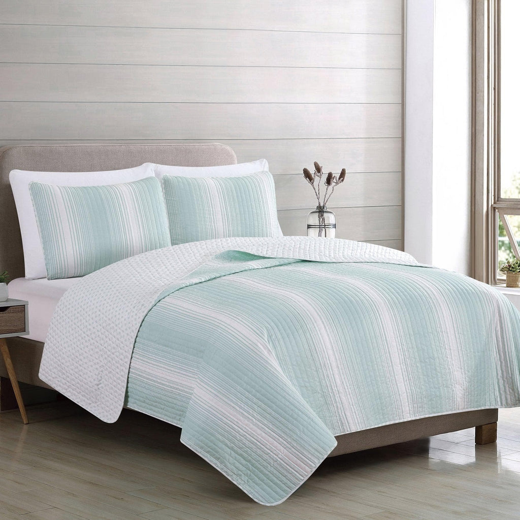 Everette Collection Ombre Striped Quilt Set, photo 8 of 16