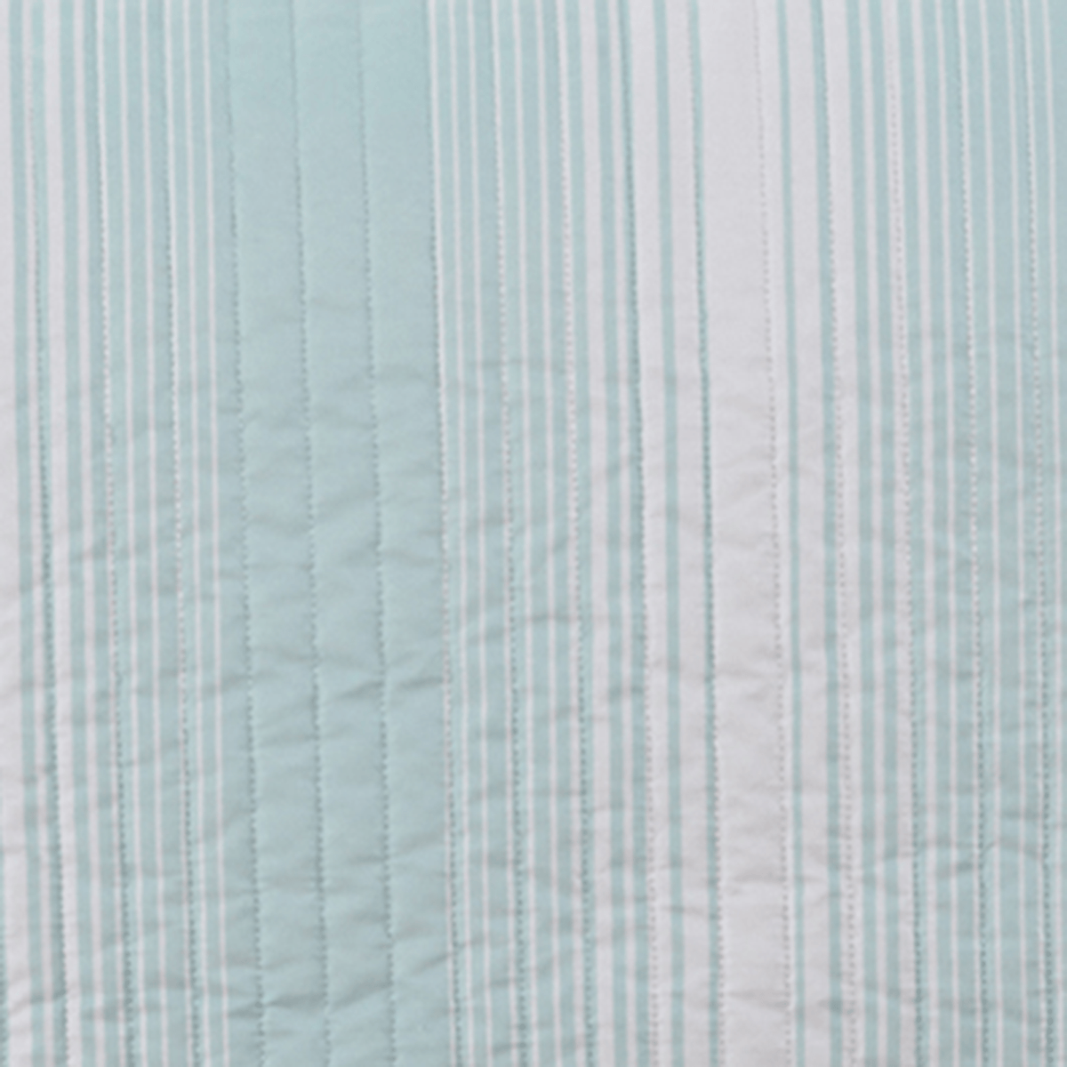 Everette Collection Ombre Striped Quilt Set, photo 11 of 16