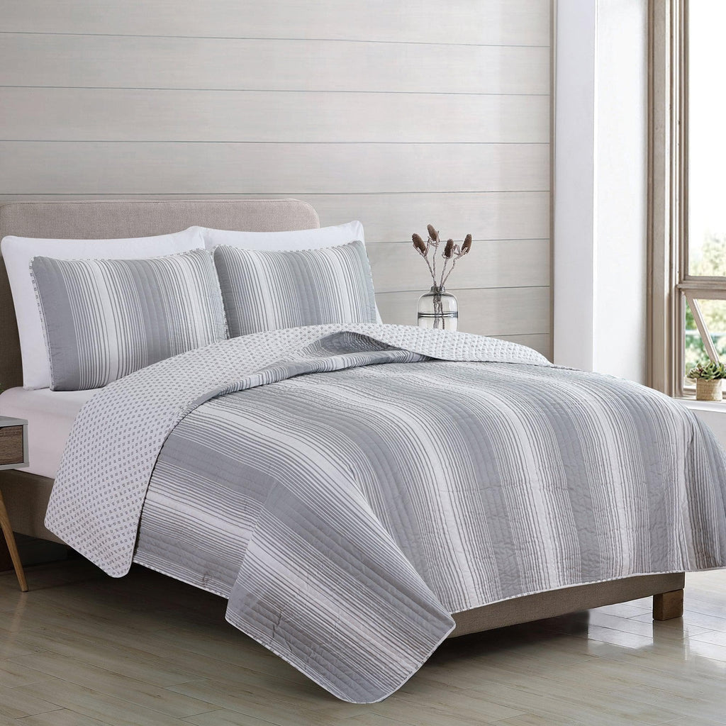 Everette Collection Ombre Striped Quilt Set, photo 13 of 16