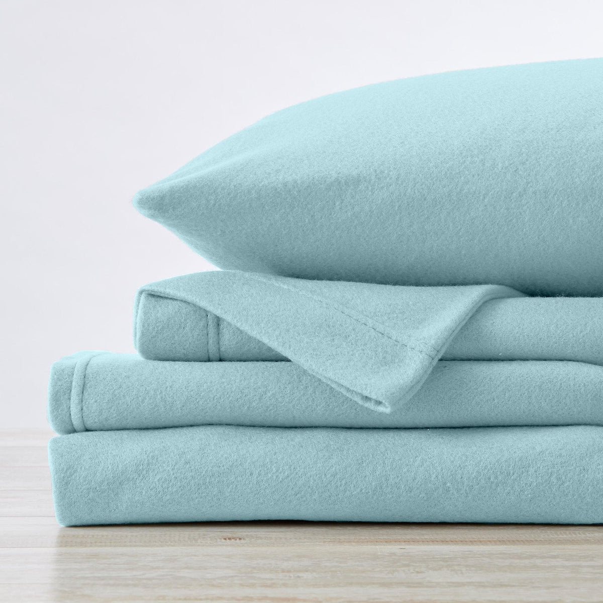 Solid Fleece Sheet - Christina Collection, photo 9 of 40