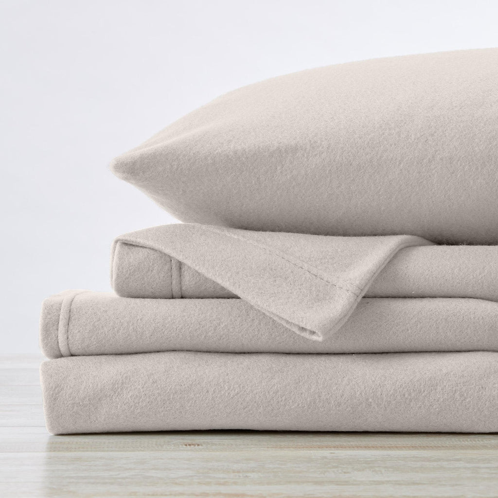 Solid Fleece Sheet - Christina Collection, photo 4 of 40