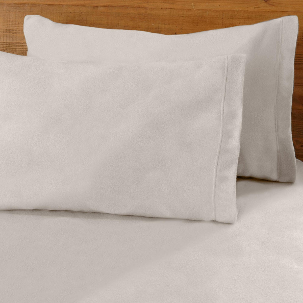 Solid Fleece Sheet - Christina Collection, photo 3 of 40