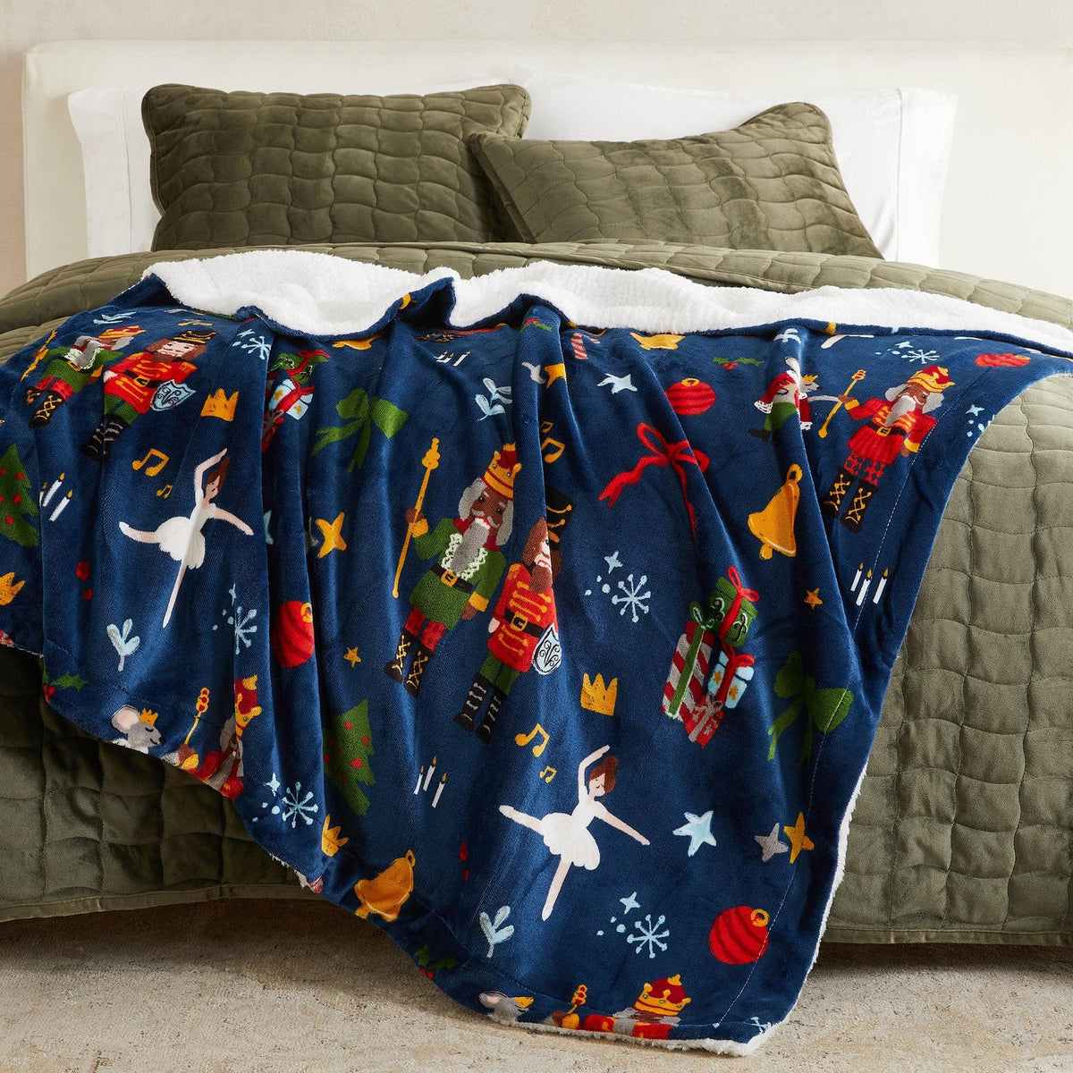 Holiday Sherpa Throw - Esmay, photo 84 of 89
