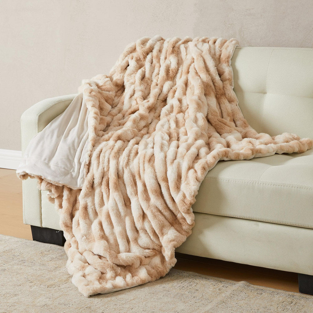 Ruched Faux Fur Throw Blanket - Alondra, photo 34 of 43