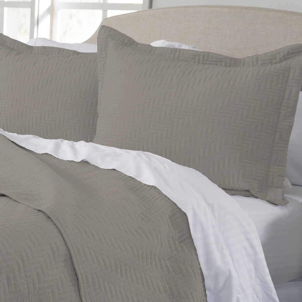 Herringbone Stitched Quilt - Louise Collection, photo 7 of 15