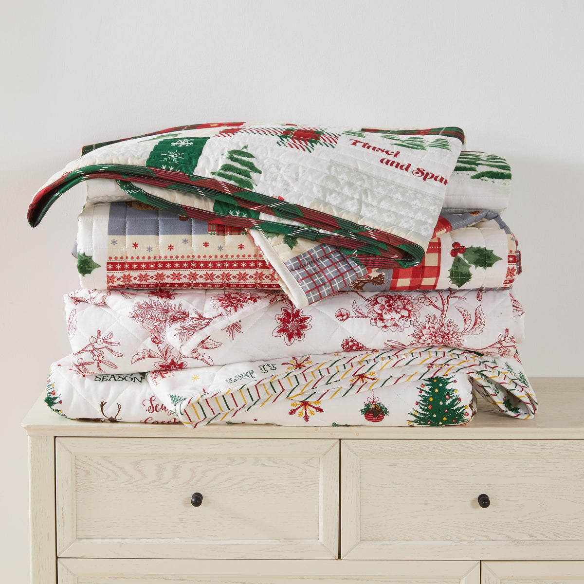 Colorful Holiday Quilt Set - Midnight Magic, photo 12 of 42
