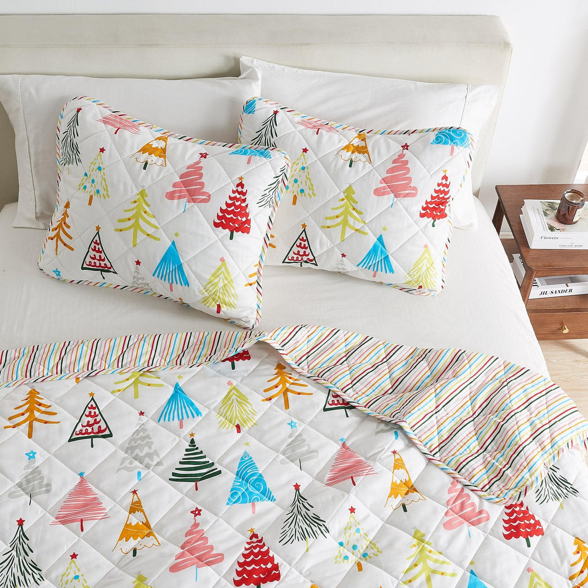 Colorful Holiday Quilt Set - Midnight Magic, photo 32 of 42