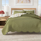 Floral Print Scalloped Edge Cotton Quilt Set - Illiana Collection