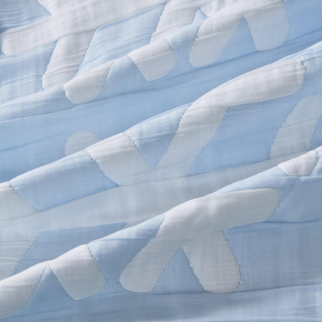 Matelassé Snowflake Quilt Set - Nino Collection, photo 3 of 24