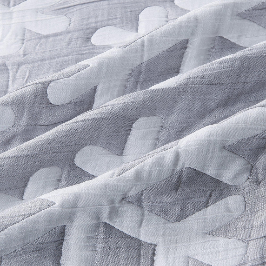Matelassé Snowflake Quilt Set - Nino Collection, photo 9 of 24