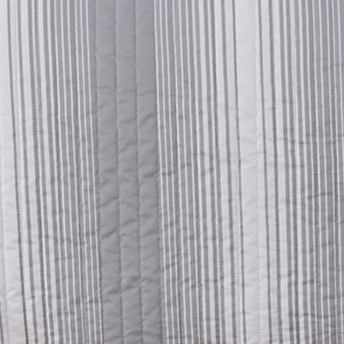 Everette Collection Ombre Striped Quilt Set, photo 16 of 16