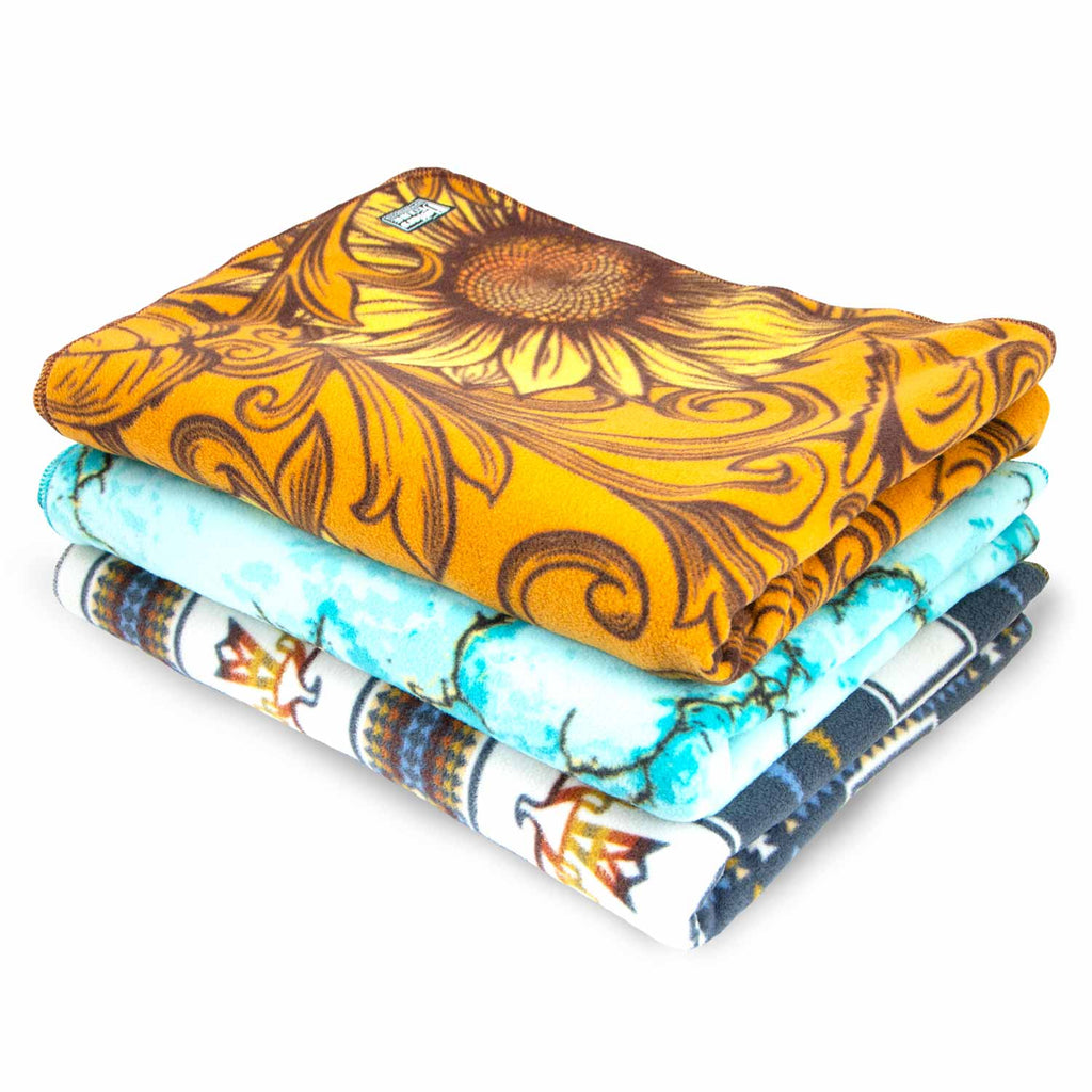 Jeffers Expression oversized fleece throw blanket, photo 8 of 10